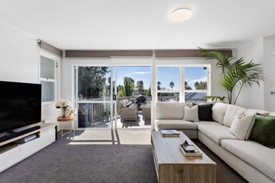 /international/nz/caulton-street-saint-johns-auckland-320107670269/