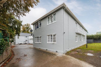 /international/nz/larsen-court-roslyn-manawatu-whanganui-320103241803/