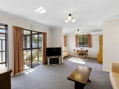 /international/nz/islington-street-trentham-wellington-320098764796/