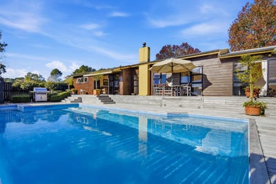 /international/nz/ridge-road-riverhead-auckland-320108528157/