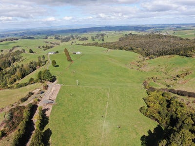 /international/nz/mangati-road-pirongia-waikato-320102033695/