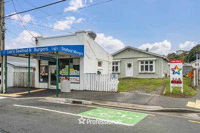 /international/nz/coutts-street-rongotai-wellington-320100133807/