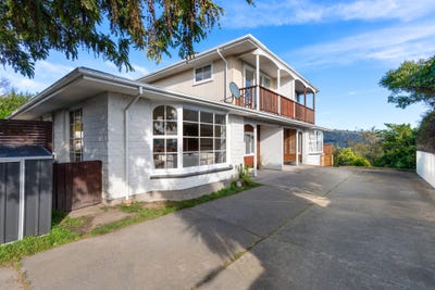 /international/nz/cannon-hill-crescent-mount-pleasant-canterbury-320100902562/