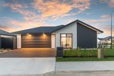 /international/nz/stackwood-avenue-ravenswood-canterbury-320108485533/