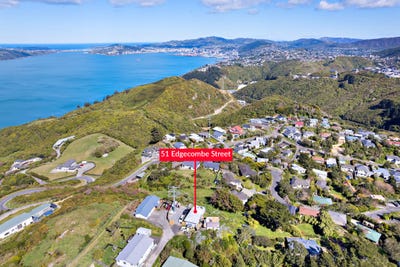 /international/nz/edgecombe-street-newlands-wellington-320108593734/