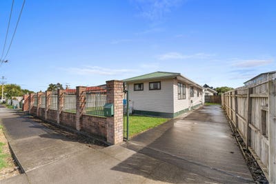 /international/nz/berwyn-avenue-takanini-auckland-320098550489/