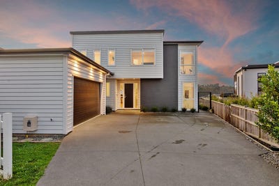 /international/nz/godfrey-drive-orewa-auckland-320100782482/