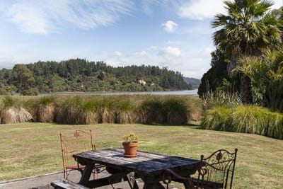 /international/nz/boyle-street-golden-bay-tasman-320106191088/