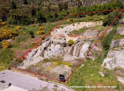 /international/nz/old-homestead-place-kelvin-heights-otago-320103727016/