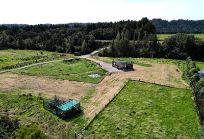 /international/nz/old-christchurch-road-awatuna-west-coast-320106712543/