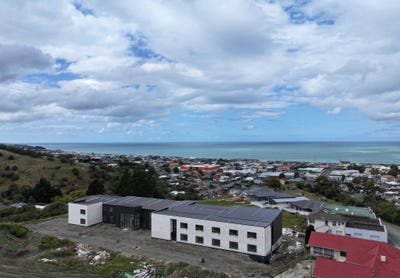 /international/nz/joy-street-oamaru-otago-320107669827/