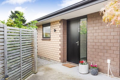 /international/nz/sinclair-avenue-highbury-manawatu-wanganui-320107861669/