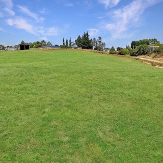 /international/nz/mckay-road-balclutha-otago-320089880117/