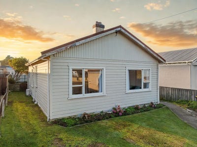 /international/nz/ascot-street-saint-kilda-otago-320101224955/