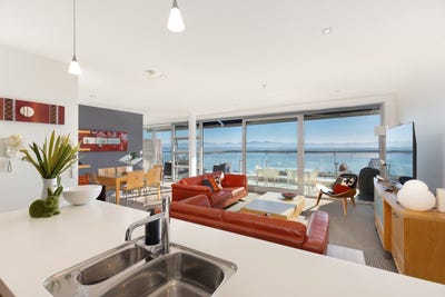 /international/nz/wakefield-quay-stepneyville-nelson-320108457763/