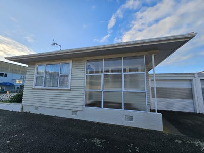 /international/nz/bath-street-levin-manawatu-wanganui-320100457475/
