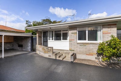 /international/nz/mcdonald-street-napier-south-hawke-s-bay-320107494512/