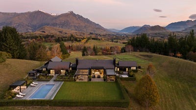 /international/nz/mooney-road-queenstown-east-otago-320100223711/?lang=zh-cn