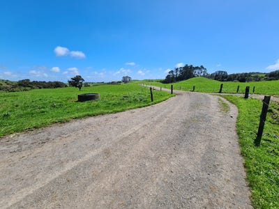 /international/nz/carrington-road-okato-taranaki-320103082317/