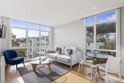 /international/nz/levy-street-mount-victoria-wellington-320108485628/