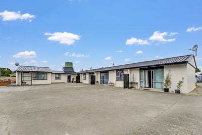 /international/nz/russell-street-pleasant-point-canterbury-320107247165/