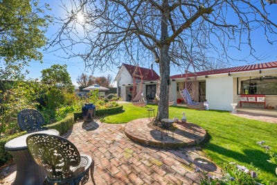 /international/nz/alma-street-renwick-marlborough-320107861816/