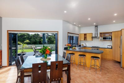 /international/nz/spinnaker-point-paihia-northland-320097793135/