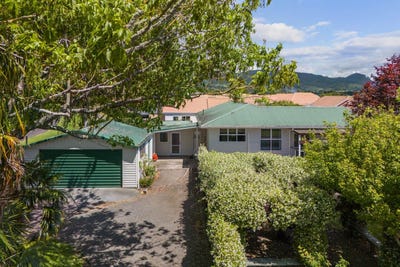 /international/nz/park-road-katikati-bay-of-plenty-320103763408/