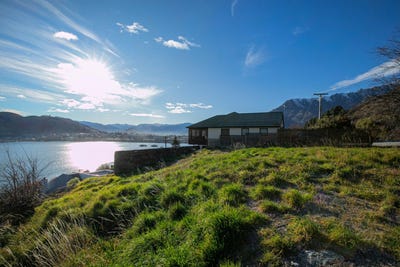 /international/nz/peninsula-road-kelvin-peninsula-otago-320101128898/