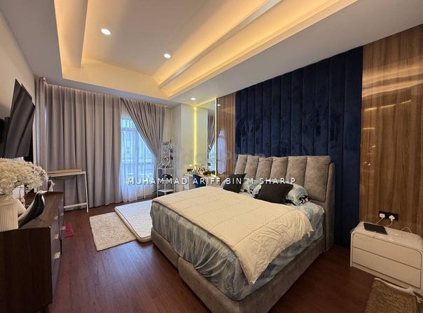 Jalan Setia Tropika 11/4, Johor Bahru, Johor