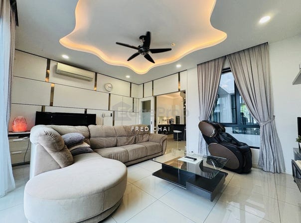 Off Jalan Kolam Air, Taman Melawati, Kuala Lumpur 53100