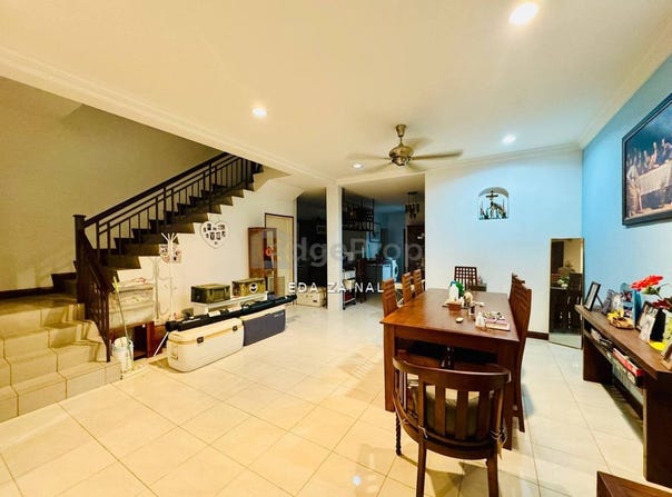 Jalan Jeriji U8/75, U8, Bukit Jelutong, Bukit Jelutong, Selangor 40150