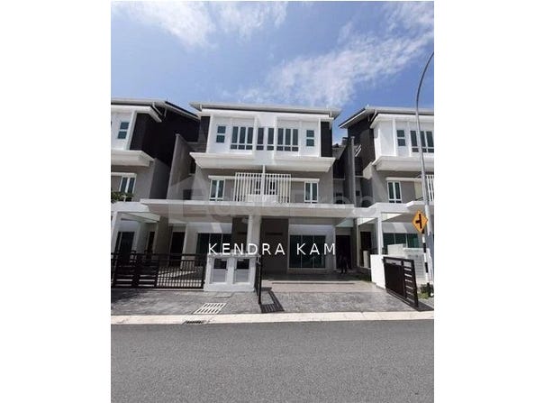 Jalan Tiara South 2, Tiara South,, Semenyih, Selangor 43500