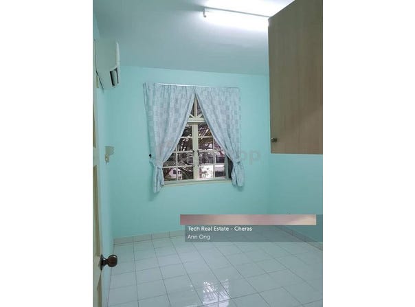 Persiaran Raja Chulan, Bukit Ceylon, Bukit Bintang, Kuala Lumpur 50200