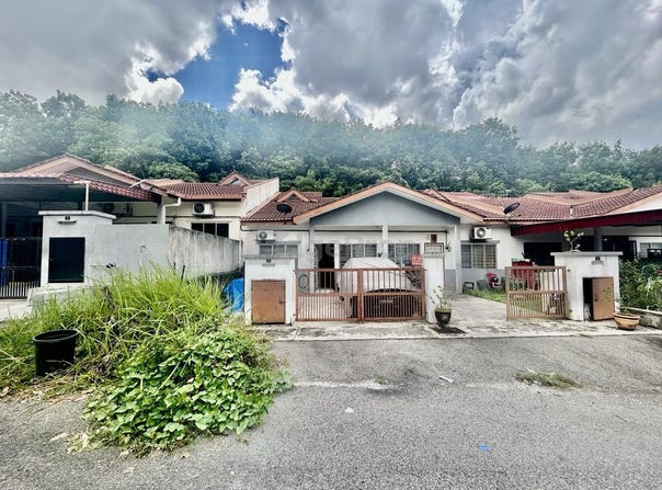 Jalan Desa Kenanga, Semenyih, Selangor