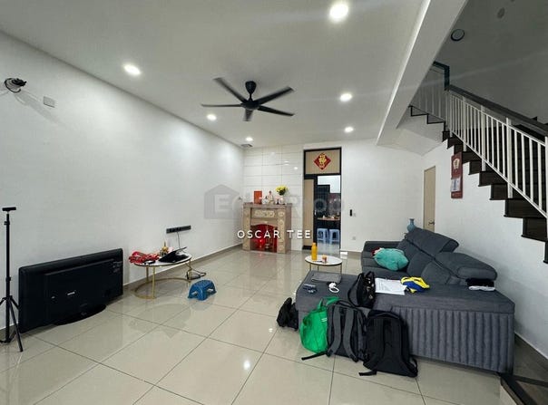 Jalan Ulek Mayang 4, Bandar Bukit Raja, Selangor 41050
