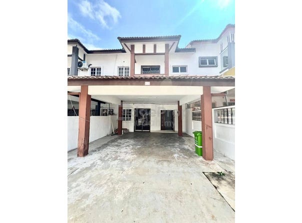 Jalan Pine, Jerantut, Pahang 27000