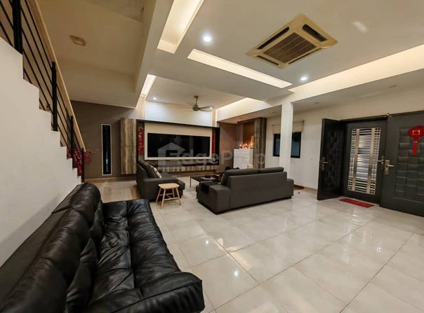 Jalan Sentral, Iskandar Puteri, Johor 79100