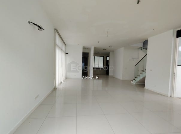 Bandar Sungai Long, Kajang, Selangor 43500
