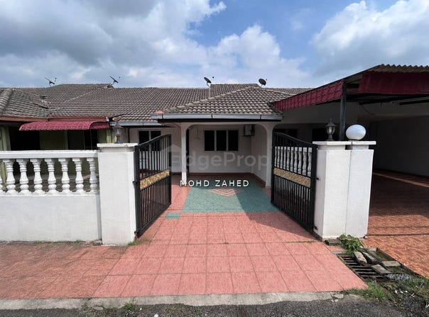Jalan PJS 3/27; Jalan PJS 3/28, Petaling Jaya, Selangor 58200