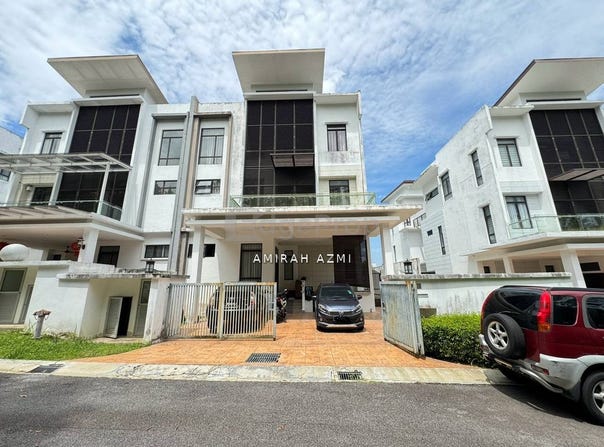 Jalan Tiara Kemensah 3, Ampang, Selangor 68000