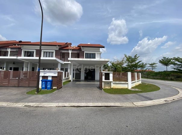 Jalan Tun Mamat 35/93, Shah Alam, Selangor 40470