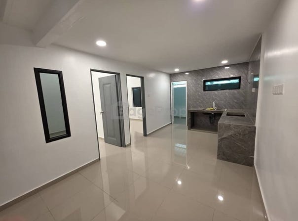 Jalan Emas; Jalan Besi, Klang, Selangor 41100