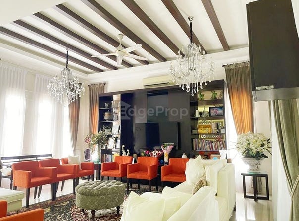 Jalan Mahkota 1, Bandar Bukit Mahkota, Bangi, Selangor 43000