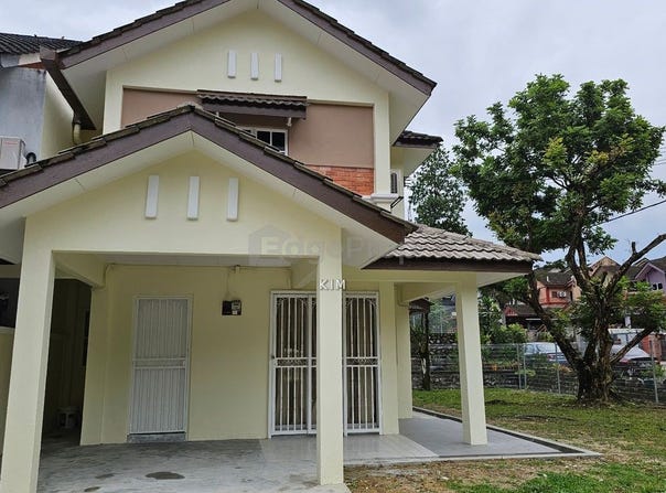 Jalan Bukit Hijau; Jalan Asahan, Shah Alam, Selangor 40400