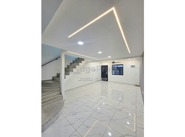 Jalan Melunak, Ulu Tiram, Johor 81800
