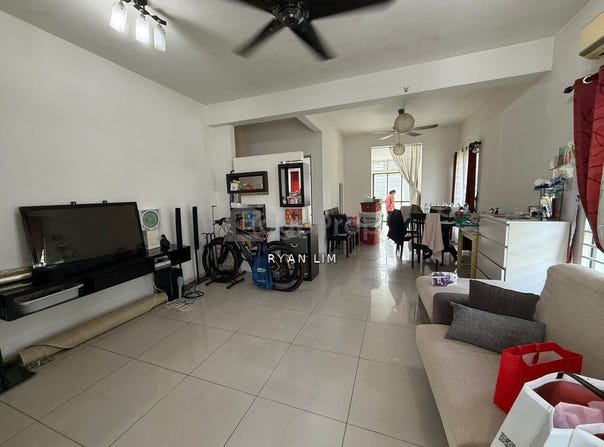 Jalan BP 11, Puchong, Selangor 47100