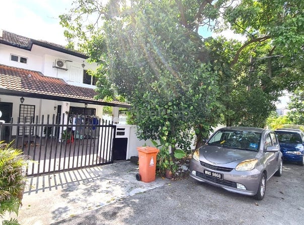 Jalan PJS, Taman Desaria, Petaling Jaya, Selangor 46150