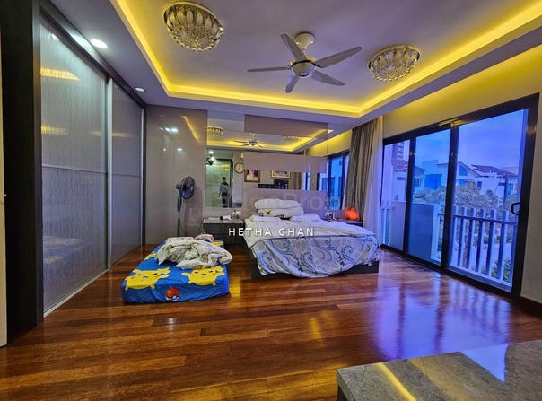 Bandar Sungai Long, Kajang, Selangor 43500
