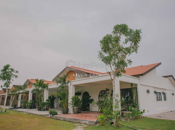 NO 9, LALUAN LAHAT MINES 2, THE LAKESIDE RESIDENCE, Kinta, Perak